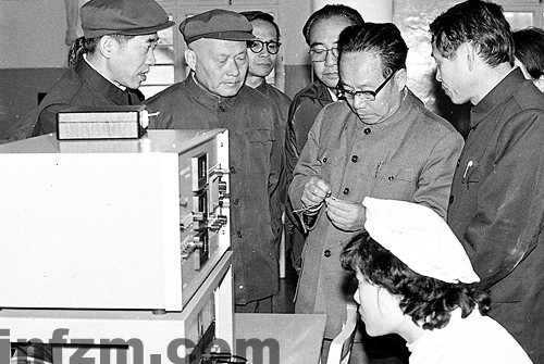 项南考察福建企业