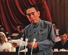 周恩来逸事:重庆谈判恐投毒为毛泽东挡酒
