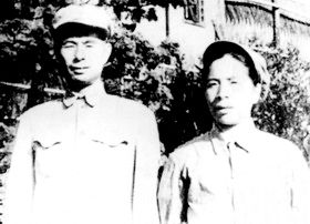 邓六金：衷情每自心中出