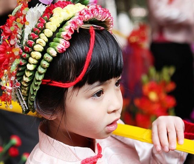 妈祖巡香：蟳埔女盛装踩街
